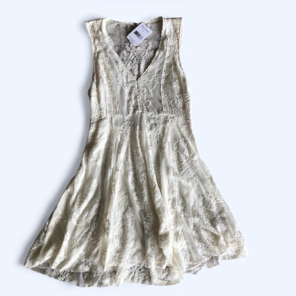 Free People Reign Over Me Ivory Embroidered Lace Mini Boho Dress Size 4 NWT
